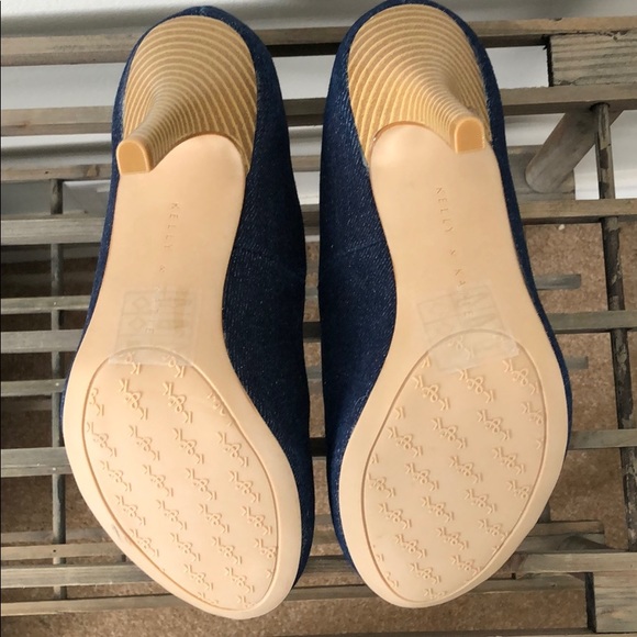 Kelly and Katie Heels - Picture 6 of 6